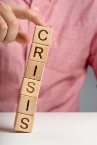 UNA CRISIS ES UN CAMBIO 